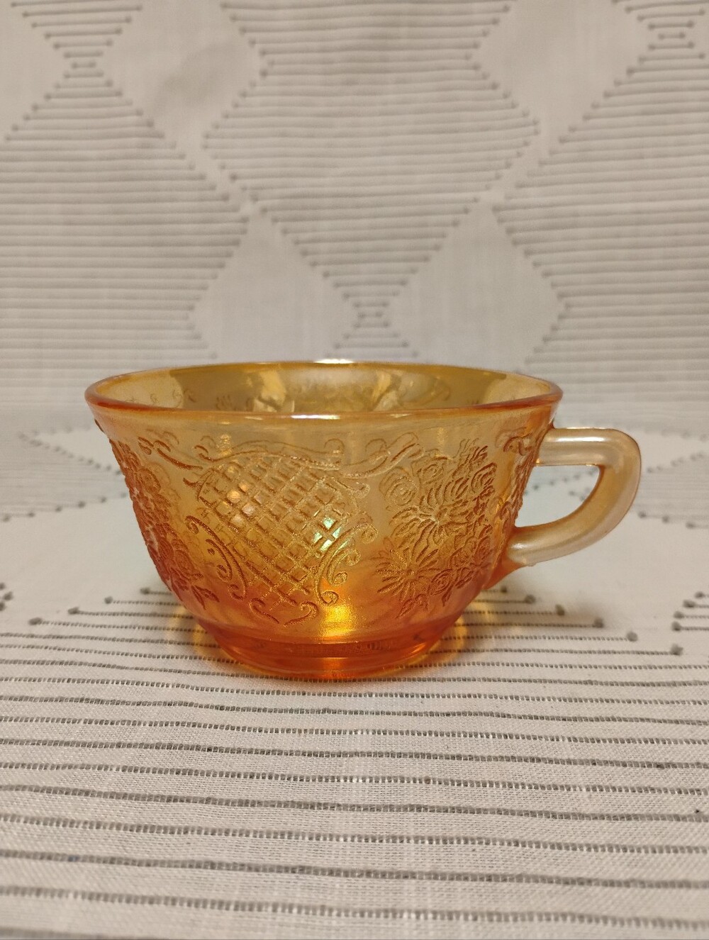 Federal Glass Normandie Marigold Carnival Glass Teacup Lattice And Bouquet